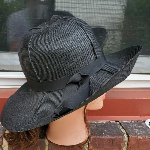 - Vintage Black woven floppy  hat - Picture 11 of 13